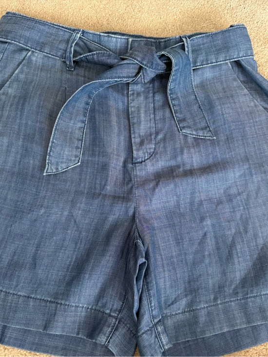 White House Black Market Pants - White House Black Market Chambray Blue Waistband Shorts w/ Belt